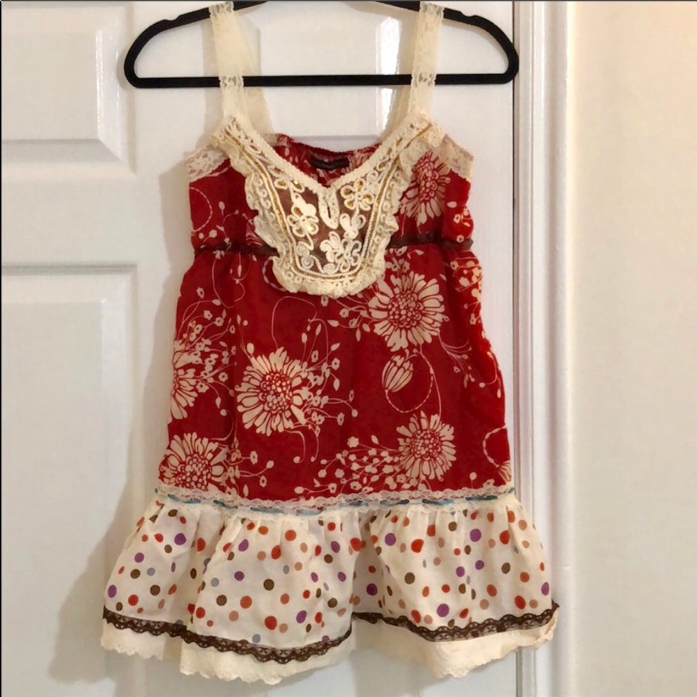 Size S tank blouse